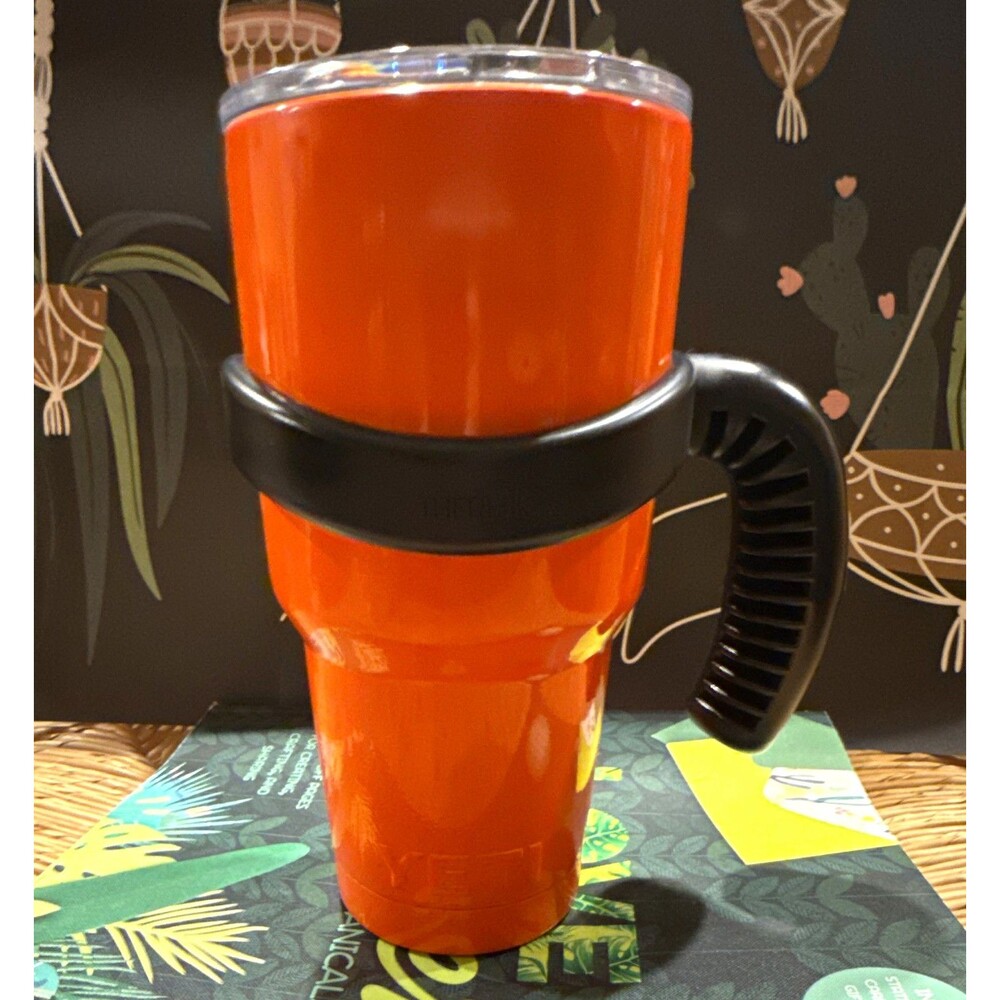 YETI Orange Stainless Steel Insulated Tumbler 30oz  Therm1k handle NEVER USED